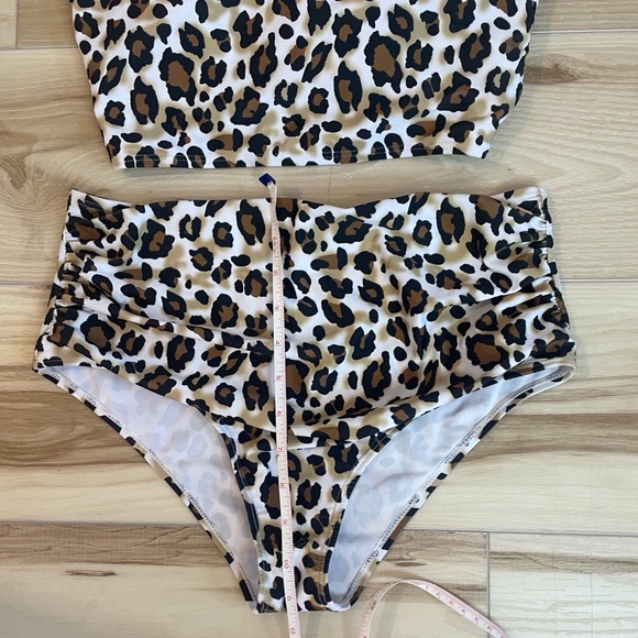 Leopard Print 2 Piece Swimsuit With Adjustable￼ Corset Back Size M Shein (183) - Picture 9 of 13
